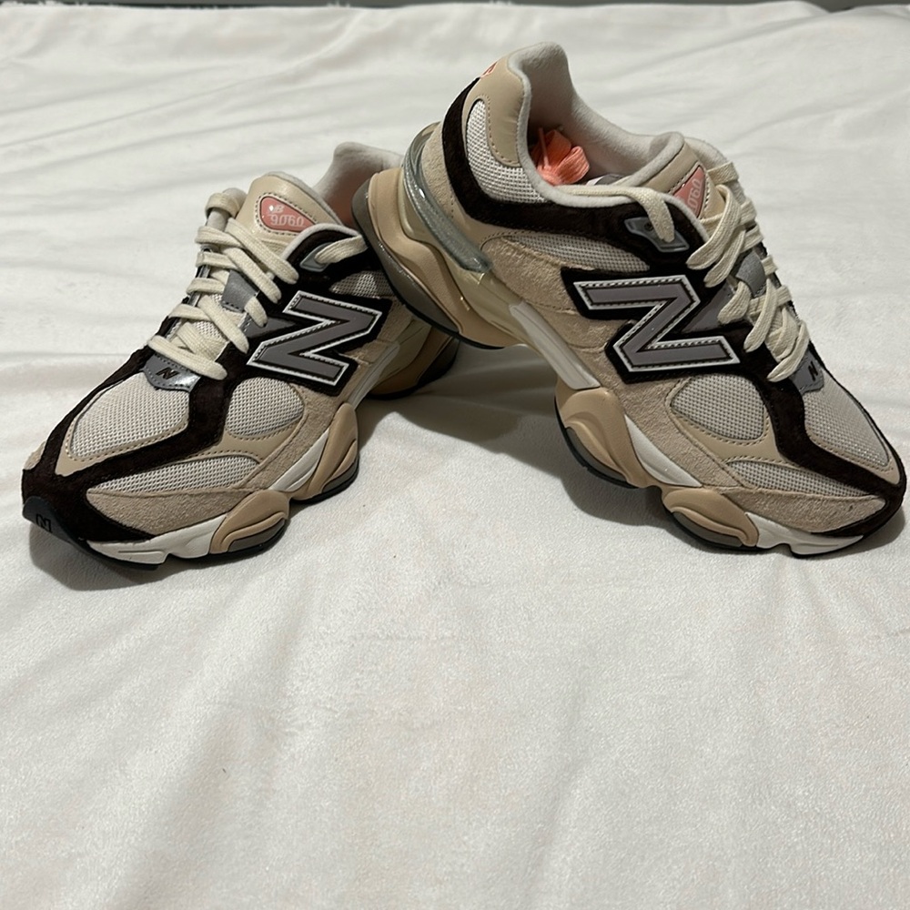 New Balance 9060 Men's Athletic Sneakers in Beige, Black, Cream